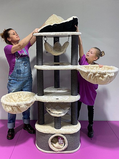 KINGS & QUEENS CATHARINA 160 CREAM 1/2